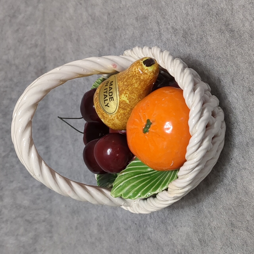 ITALIAN MAJOLICA CERAMIC WOVEN FRUIT BASKET BOWL Unmarked CENTREPIECE 5" - Picture 4 of 10